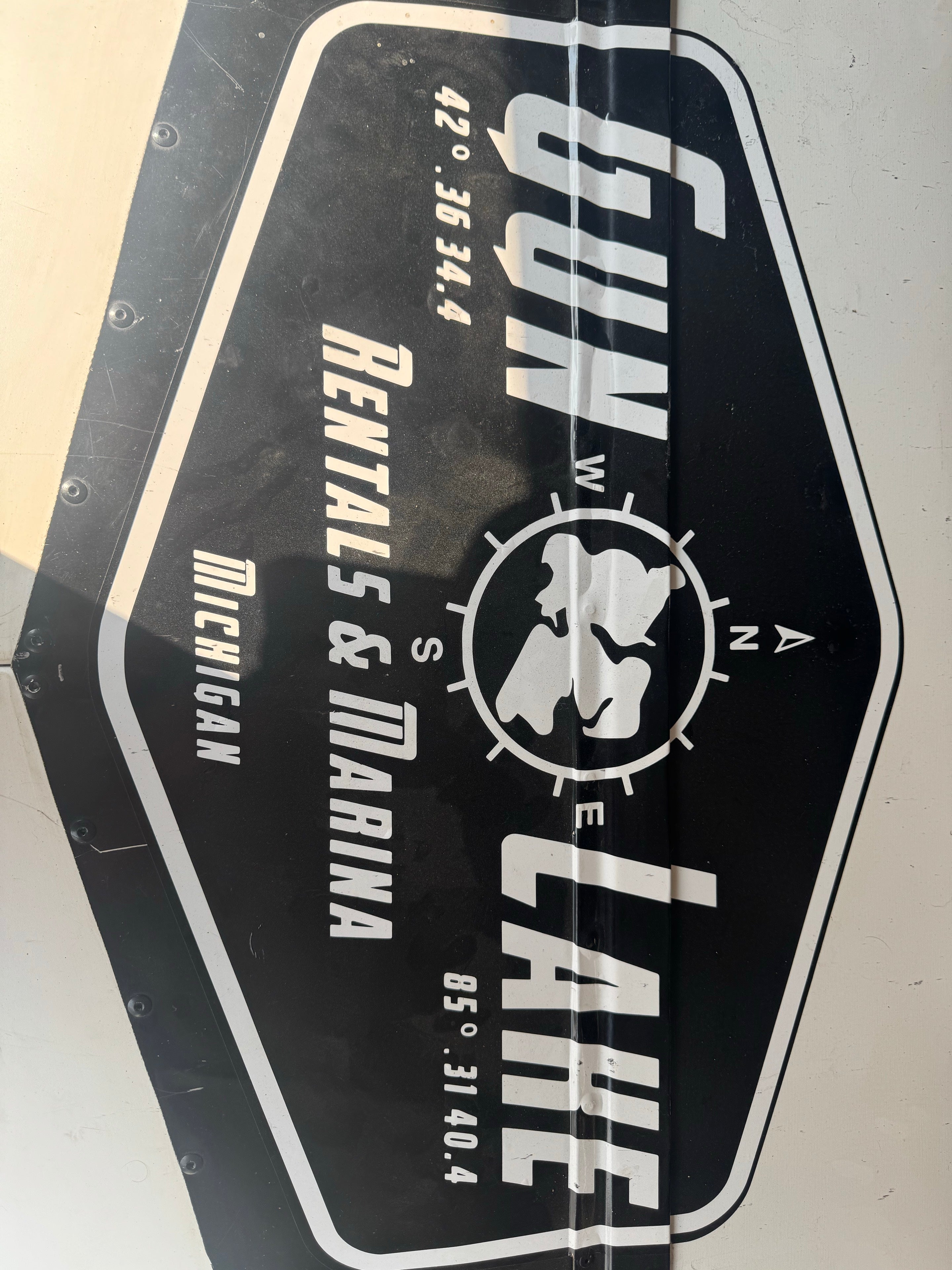 Gun Lake Boat Rentals & Marina lettering on the HL Motorsports race car